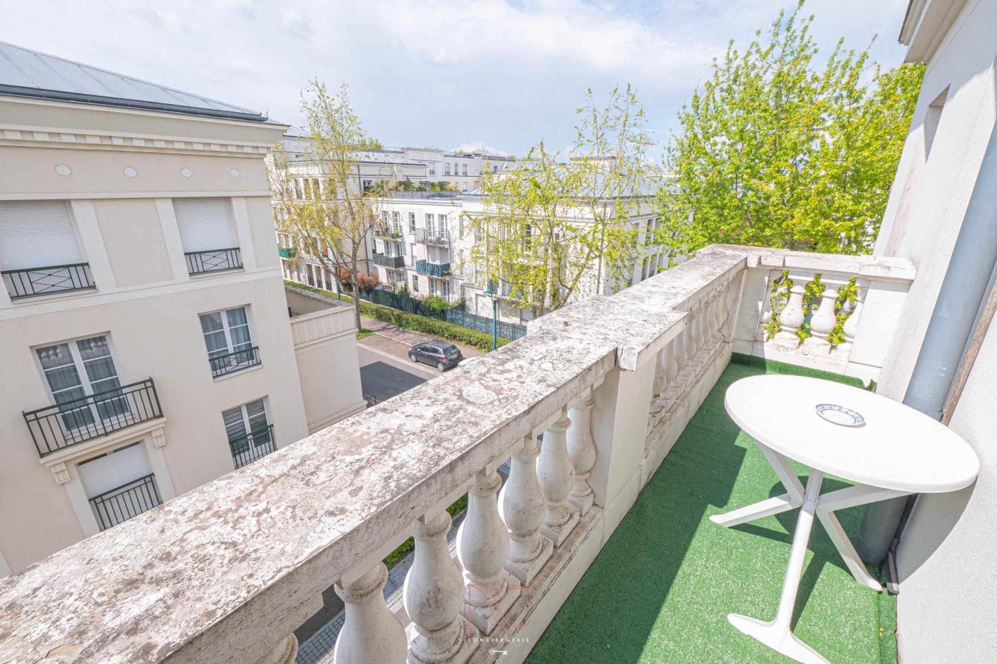 *disneyland-paris*4pers, Wifi, Parking Serris